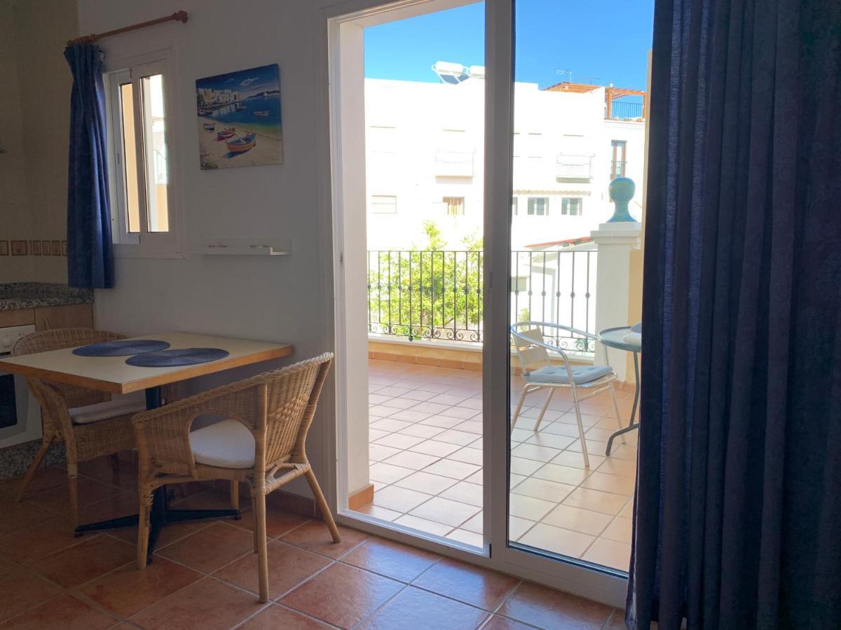 Apartamentos Nerjaluna Exterior photo